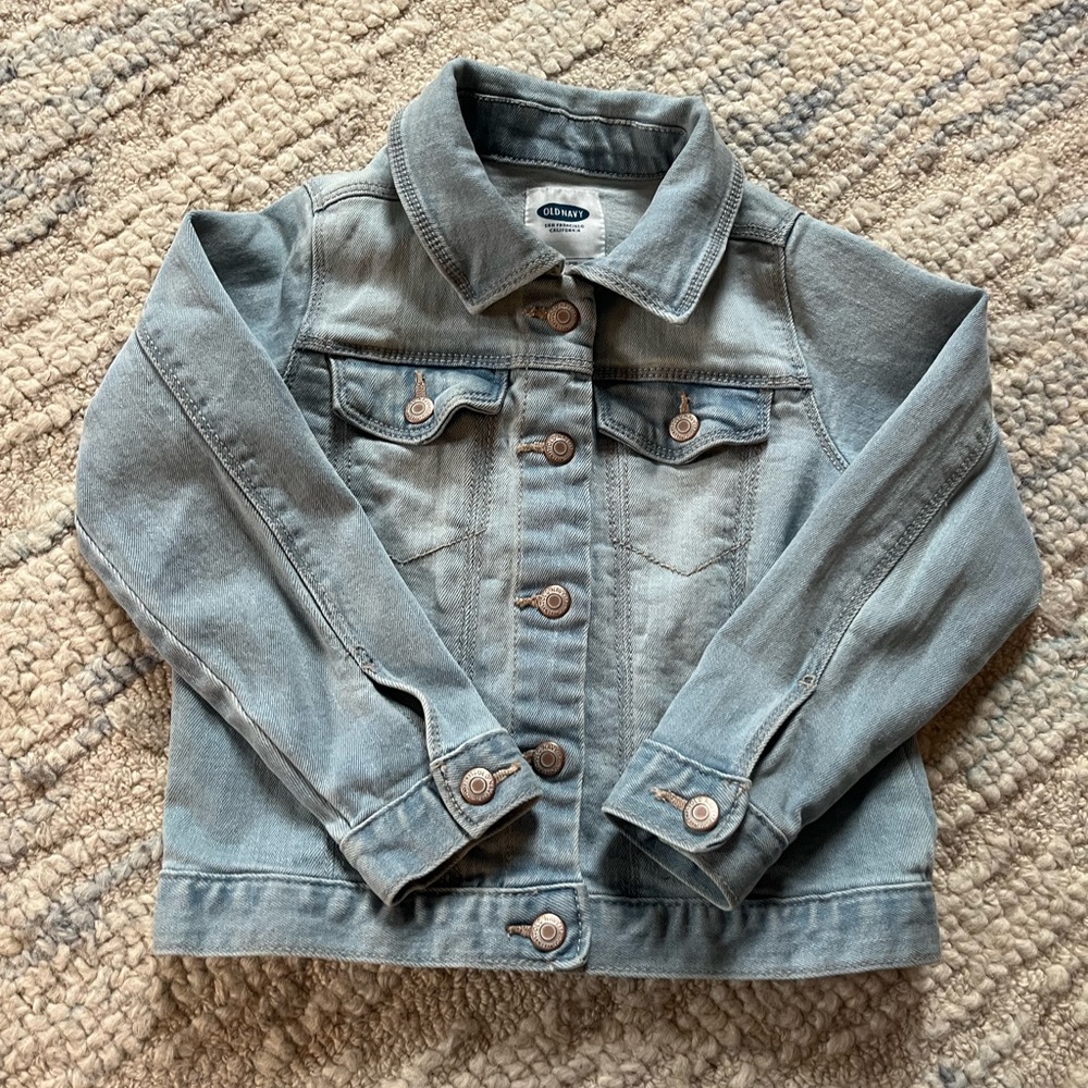Old Navy jean jacket size 4T